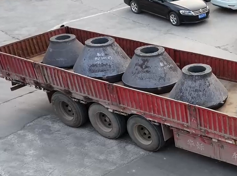 鑄鋼廠(chǎng)生產(chǎn)廠(chǎng)家常用什么材料來(lái)制造大型鑄鋼件-軀體吶？