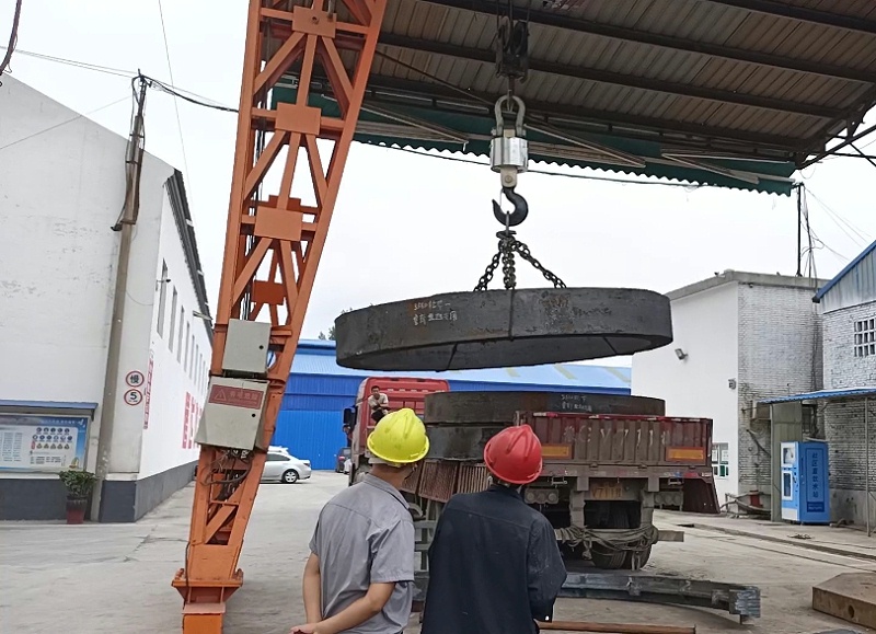 大型鑄鋼件發(fā)貨中
