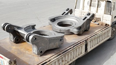 大型鑄鋼件廠家為您解答：大型鑄鋼件跟不銹鋼鑄件、鑄鐵件的區(qū)別是？