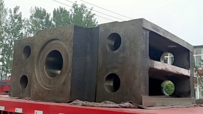 大型鑄鋼件廠家工藝師傅為您介紹鑄鋼件的優(yōu)與缺