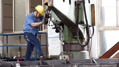 大型鑄造加工廠家對大型鑄鋼件使用的工具有哪些？起什么作用？