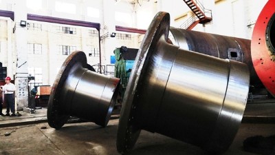 大型鑄鋼件廠家如何生產符合客戶需求的中空軸？