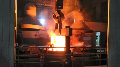 大型鑄造加工廠家如何提高中頻爐爐齡？